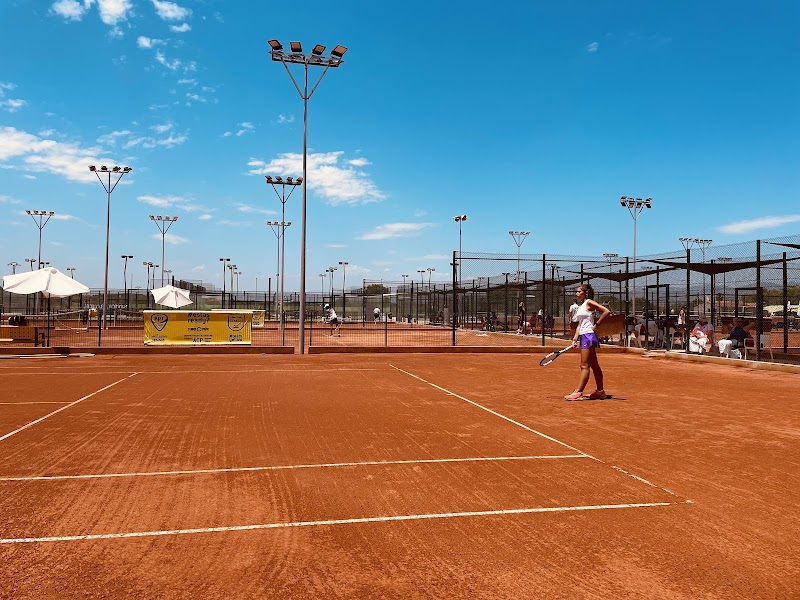 Gtennis tennis club