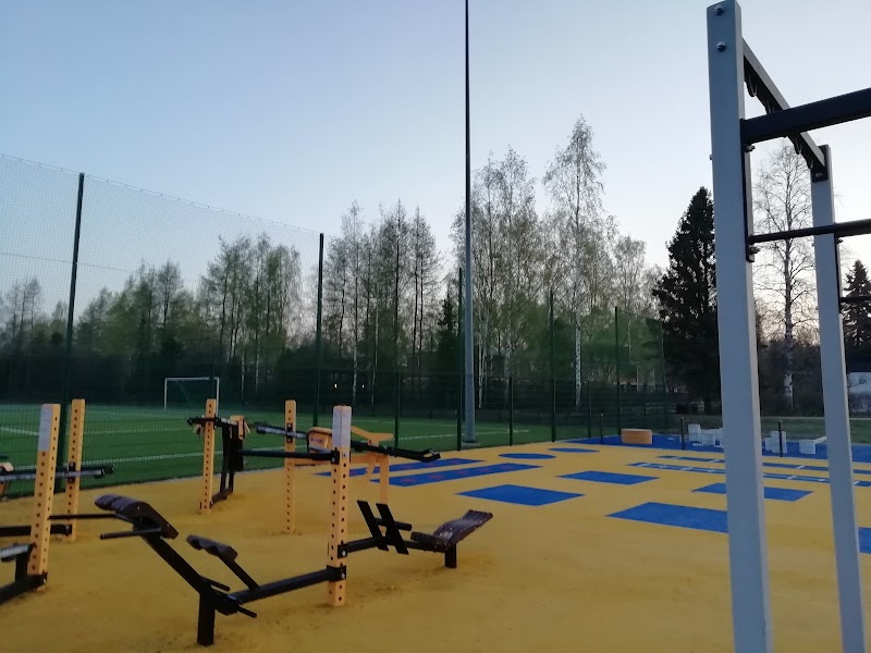 Kannelmäen liikuntapuiston tenniskentät tennis club in Helsinki