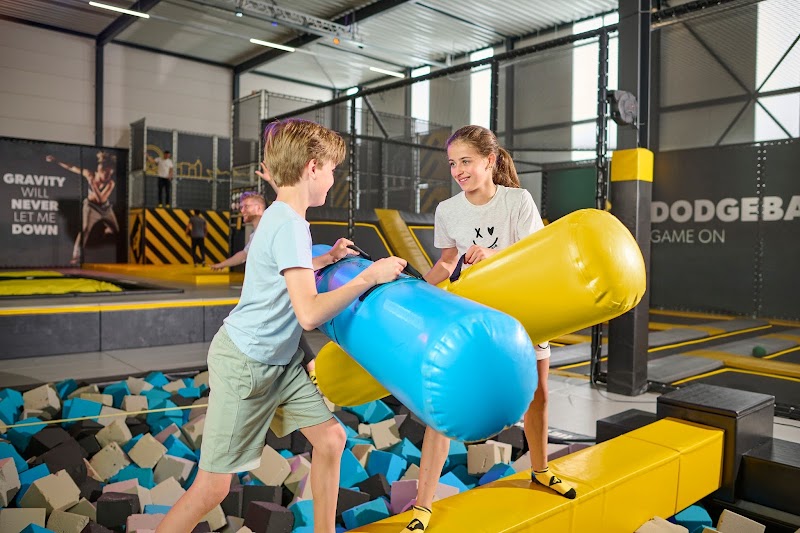 You Jump Kortrijk-Gullegem (voorheen Jumpsquare) | Trampoline Park tennis club in Wevelgem