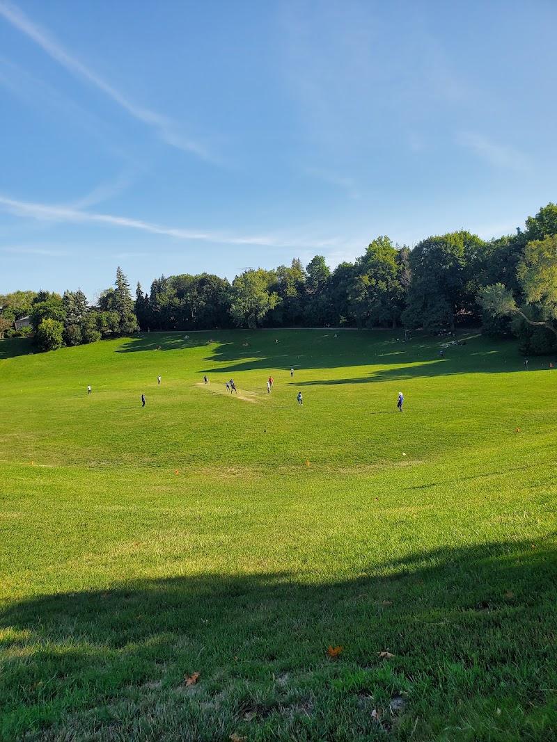 Cedarvale Park tennis club in ON