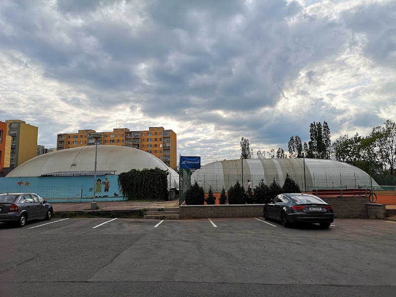 Tennis Center Donovalská tennis club in Prague 4-Chodov