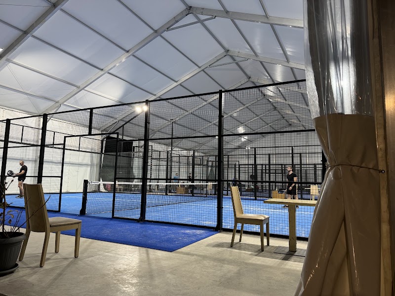 Amik Sport tennis club in Sofia
