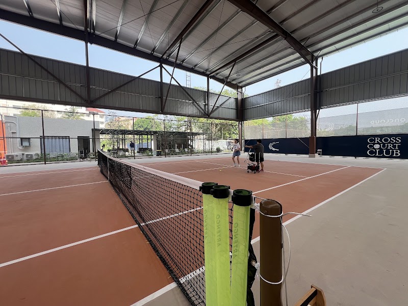 Cross court club tennis club in Chiang Mai