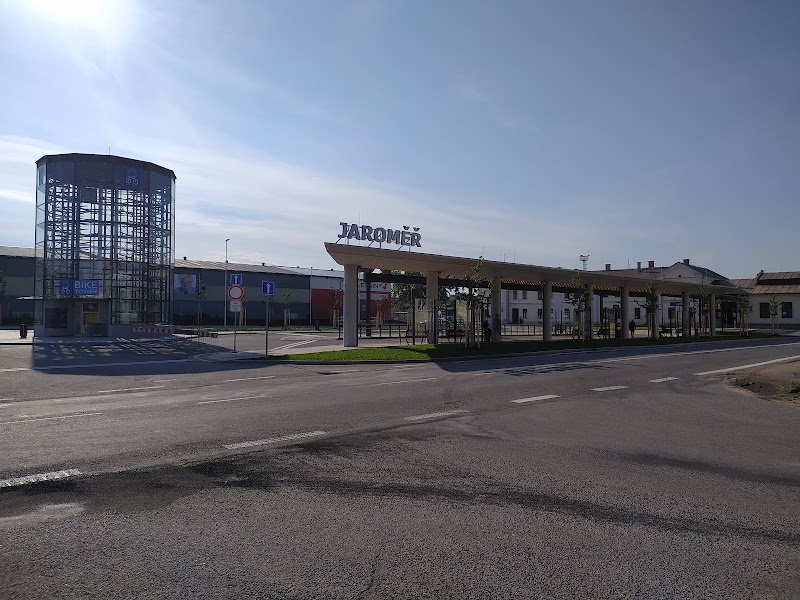 Jaroměř, Terminál HD tennis club