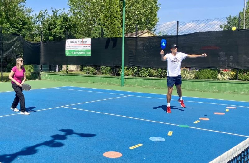 St. Neots Lawn Tennis Club tennis club