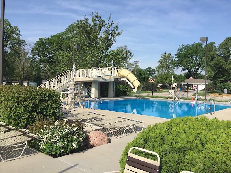 Elmhurst Park District East End Pool in IL