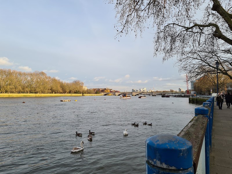 Leader's Gardens in London