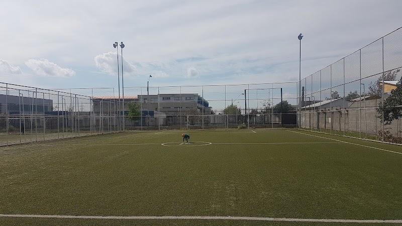 Centro Deportivo Laurita Vicuña in Puente Alto