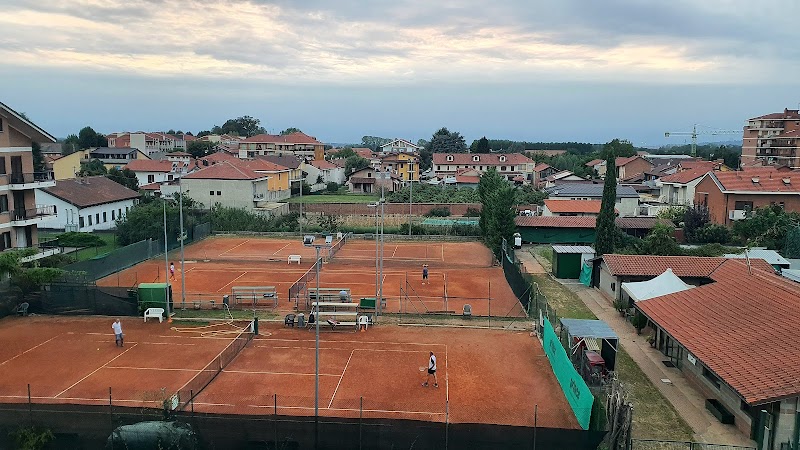 A.S.D. Tennis Club Santena tennis club in TO