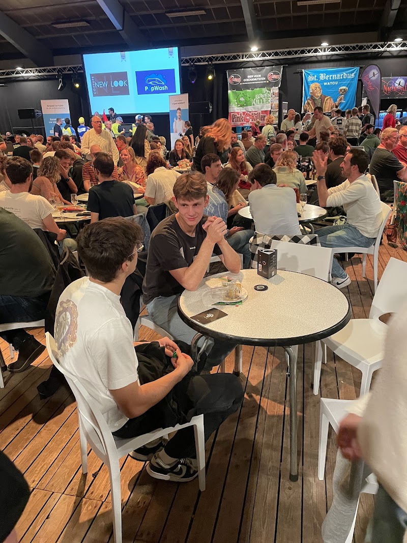 Maeke-Blyde tennis club in Poperinge