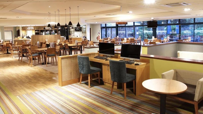 David Lloyd Birmingham tennis club