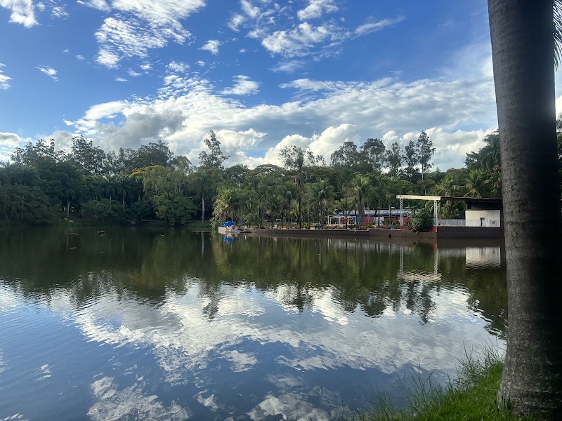 Lins Country Club Km 444 in Lins