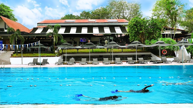Hollandse Club in Singapore