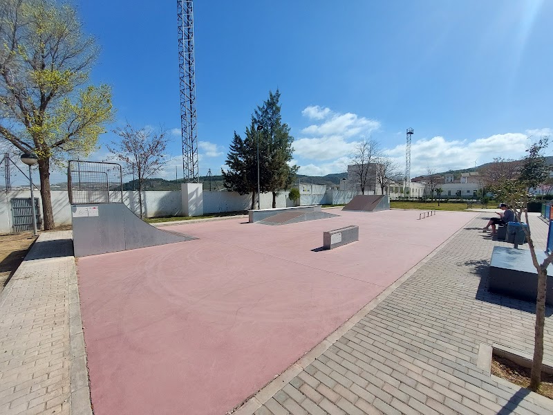 Skatepark Los Corrales tennis club in Los Corrales