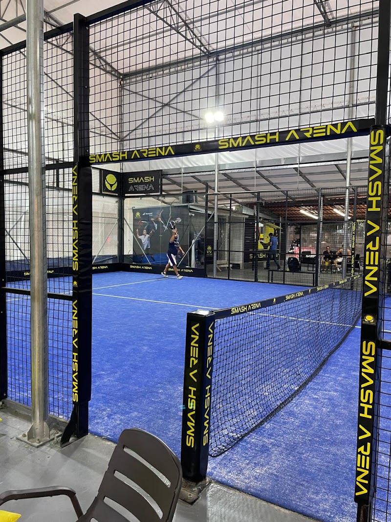 Smash Arena tennis club