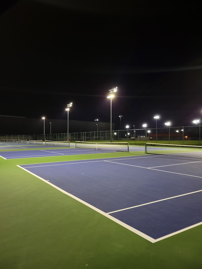 Parc Marcel-Laurin tennis courts