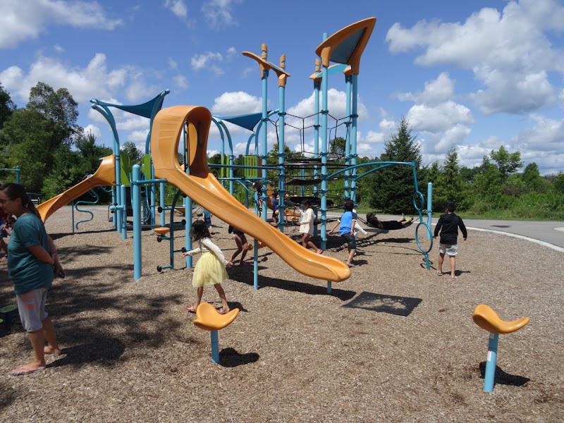 Innisfil Beach Park tennis club