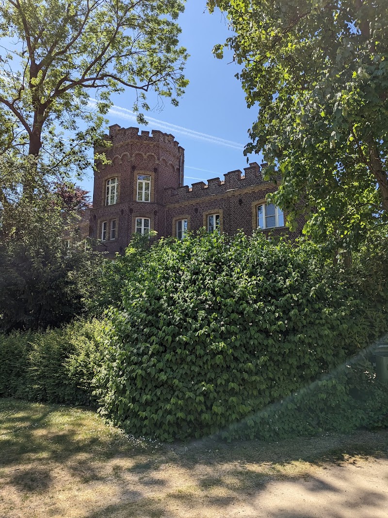 Gaverkasteel tennis club in Deerlijk