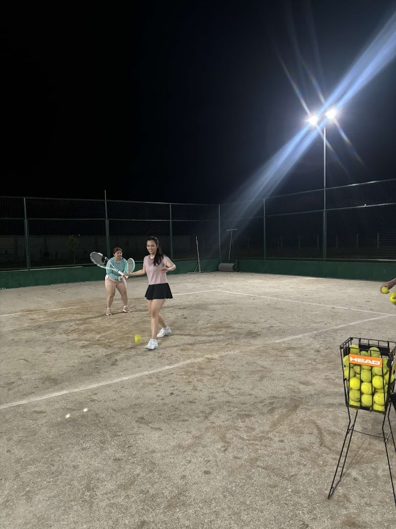 FYS FARM tennis club