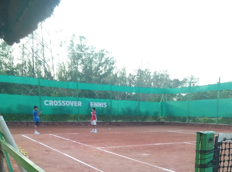 Crossover Tennis Academy