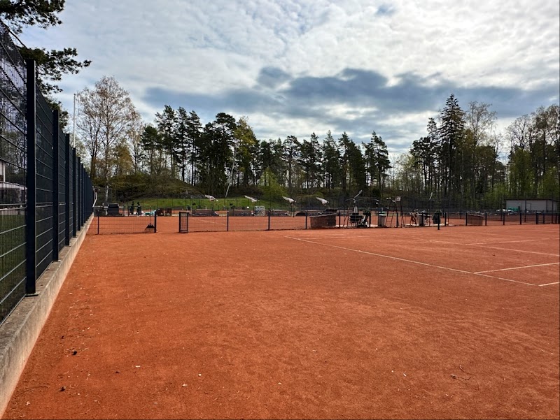 Kalastajatorpan Tennisklubi tennis club in Helsinki