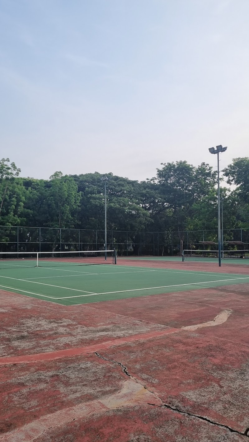 Lapangan Tenis ITS tennis club