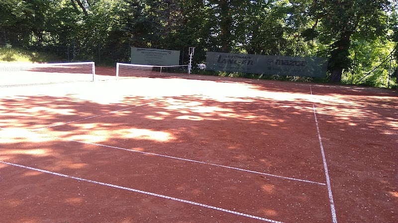 Tennis Club Grün-Weiss Rabenstein e. V. tennis club in Rabenstein