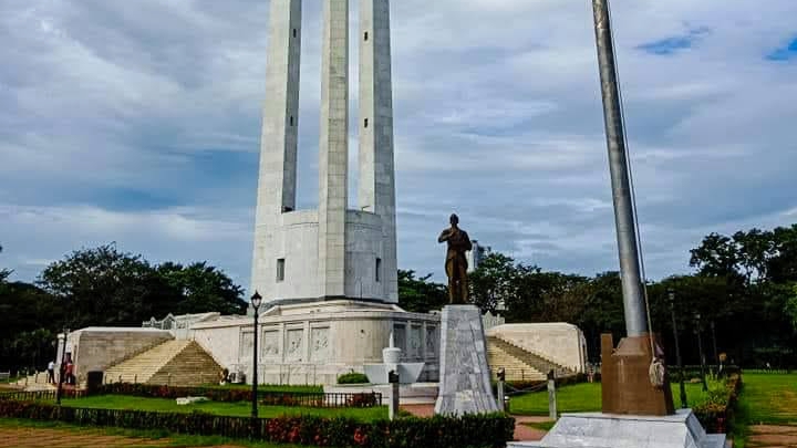 Quezon Memorial Circle tennis club in Metro Manila