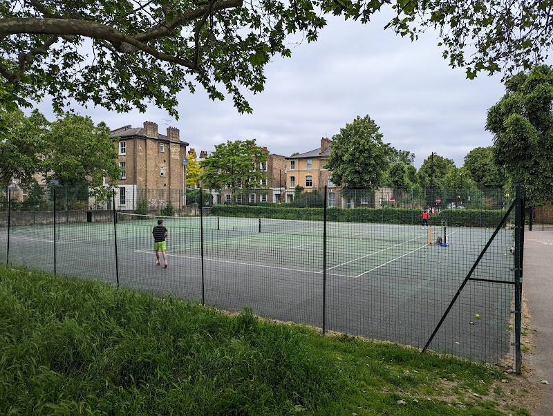 London Fields Tennis Courts tennis club in London