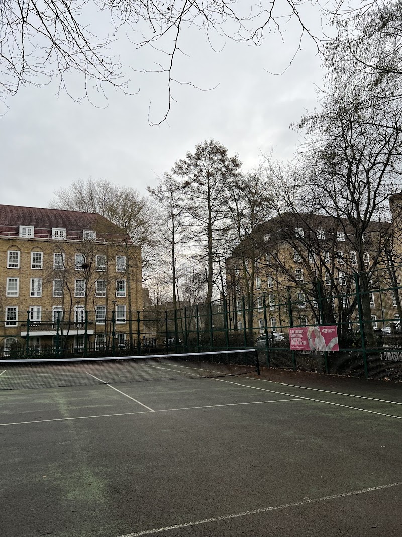 Tower Hamlets Tennis - Wapping Gardens East London tennis club in London