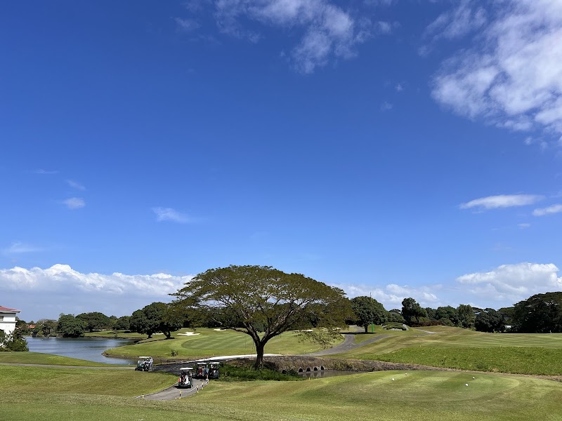The Orchard Golf & Country Club tennis club in Cavite
