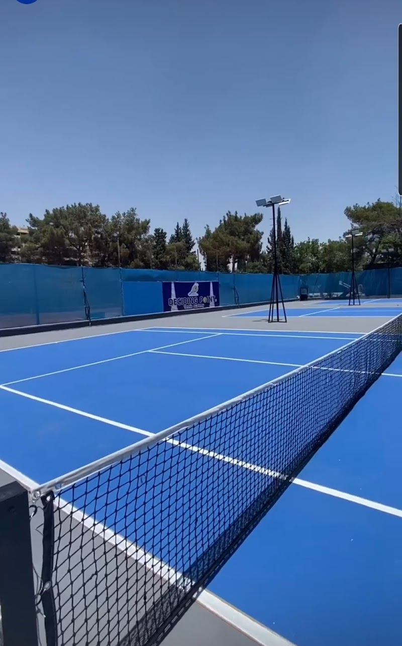 Deciding Point tennis club