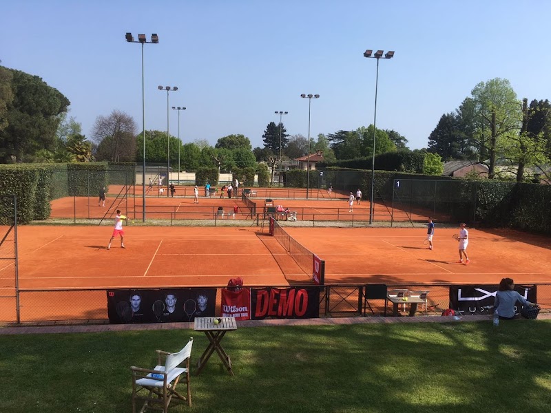 Tennis Sporting Lesa tennis club in NO