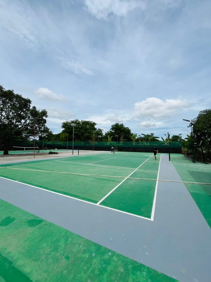 Greg Rebolledo Tennis court tennis club in Tarlac