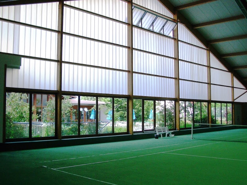 Tennishalle - Tennisschule Raschke tennis club in Taufkirchen-Am Wald