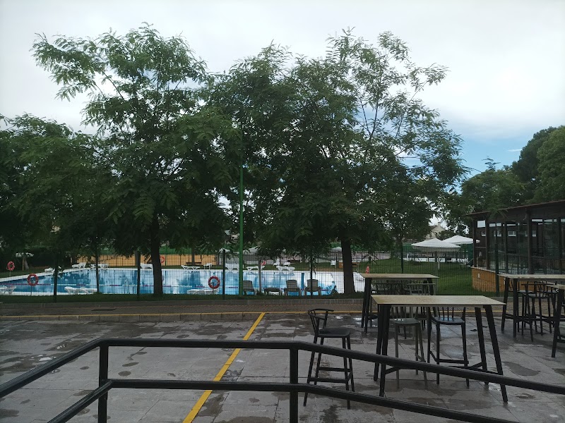 Club Deportivo Olivar de Quinto tennis club in Montequinto