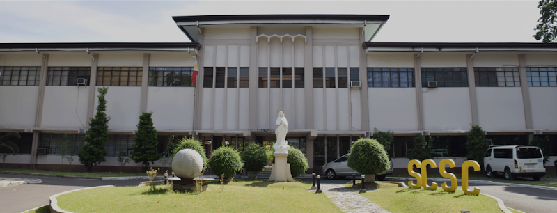 San Carlos Seminary College tennis club