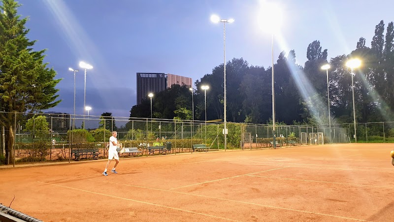 T.V. Tie-Breakers tennis club in Amsterdam