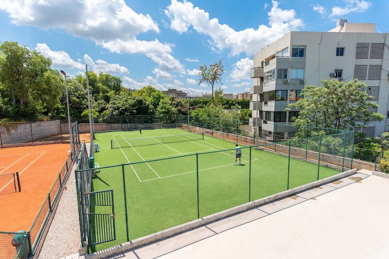 The Tennis Club tennis club in Dbayeh