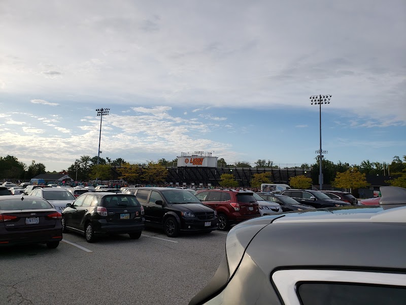 Orange High School tennis club in OH