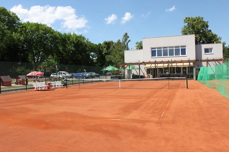 Tenisový klub DTJ Jinonice tennis club in Prague 5-Jinonice