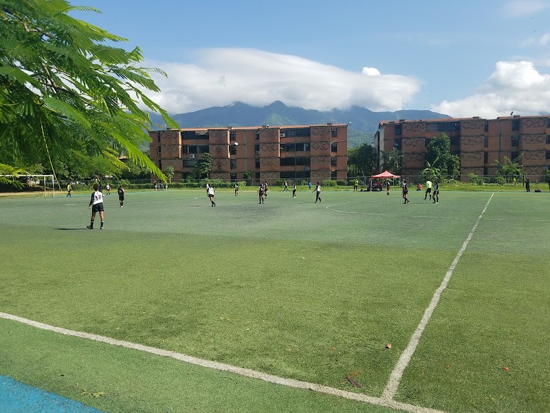 Cancha Nueva Casarapa tennis club in Miranda
