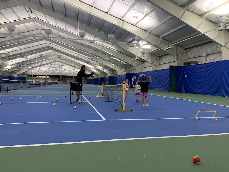 Vetta Racquet Sports West: Tennis, Pickleball & Racquetball tennis club