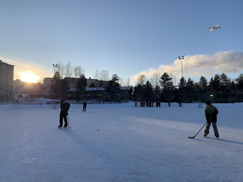 Martinlaakson urheilukenttä tennis club in Vantaa