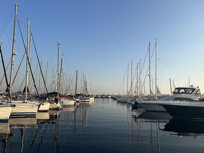 Ataköy Marina ve Yat İşletmeleri A.Ş. tennis club in Bakırköy/İstanbul
