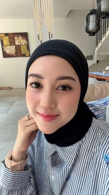 Yenny Hardi