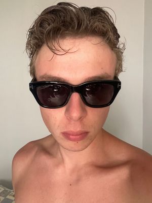 @1handedbackhand